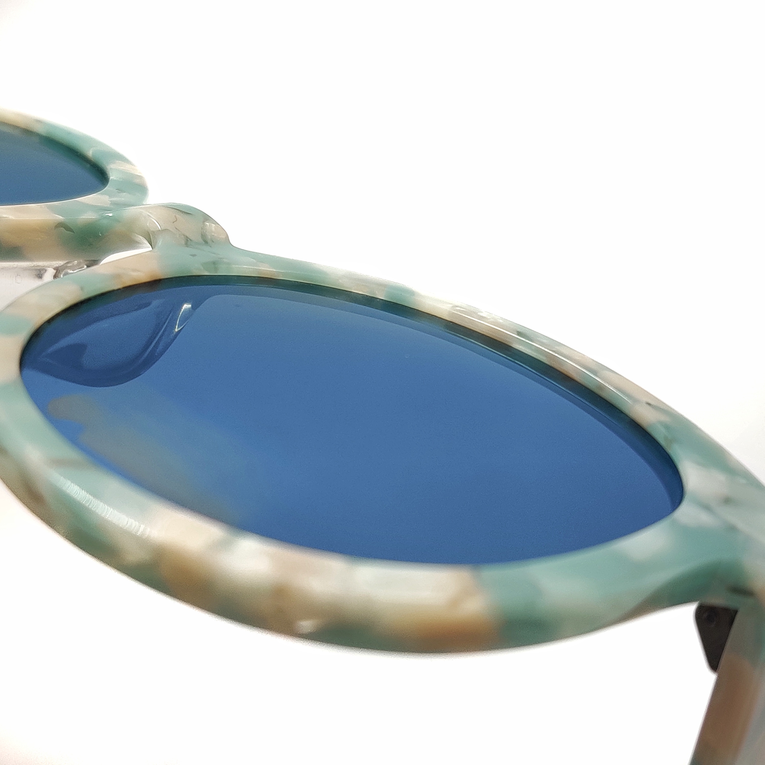 Gafas de sol de mujer Tonos Fábrica de gafas de sol de China Eyeglass Outlet